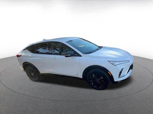 2025 Buick Envista Sport Touring FWD