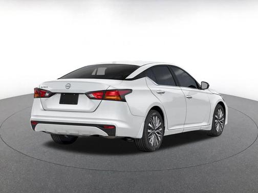 Glacier White 2025 Nissan Altima SV FWD