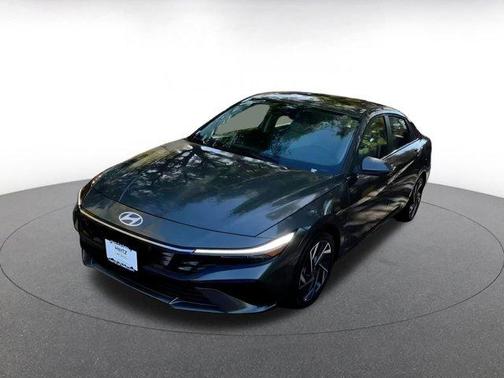 2025 Hyundai ELANTRA HEV Limited