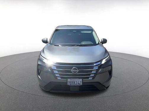 Gun Metallic 2025 Nissan Rogue SV
