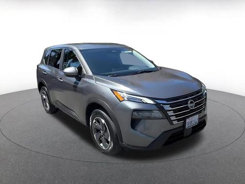 Gun Metallic 2025 Nissan Rogue SV