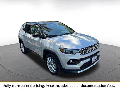 Silver Zynith Metallic Clearcoat 2025 Jeep Compass Limited