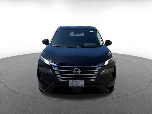 Super Black 2025 Nissan Rogue SV