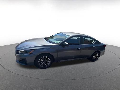 Gun Metallic 2025 Nissan Altima SV FWD