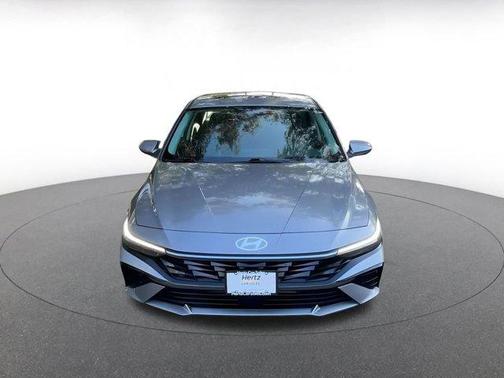 2025 Hyundai ELANTRA SEL