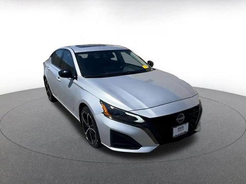 2024 Nissan Altima SR FWD
