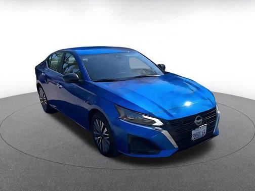 Bluestone Pearl 2025 Nissan Altima SV FWD