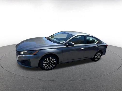 Gun Metallic 2025 Nissan Altima SV FWD