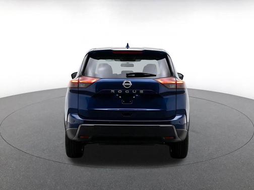Deep Ocean Blue Pearl 2025 Nissan Rogue SV