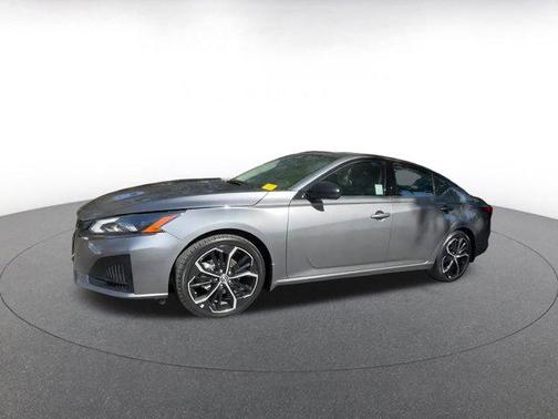 2024 Nissan Altima SR FWD