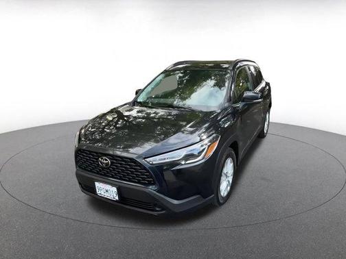 2025 Toyota Corolla Cross LE