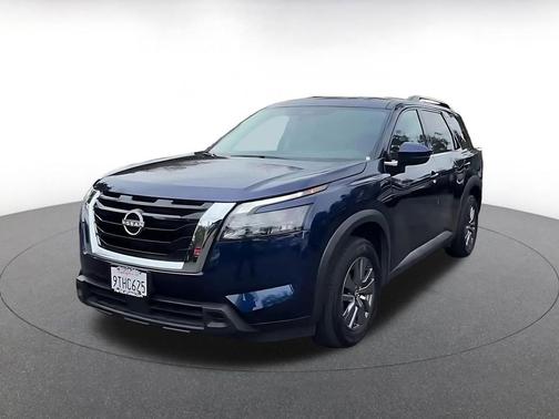 Deep Ocean Blue Pearl 2025 Nissan Pathfinder SV FWD