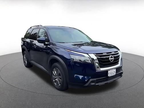 Deep Ocean Blue Pearl 2025 Nissan Pathfinder SV FWD