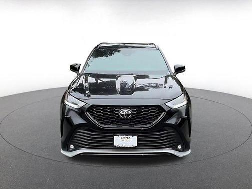 Midnight Black Metallic 2025 Toyota Highlander XSE