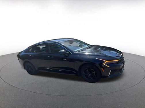 Aurora Black Pearl 2025 Kia K5 LXS