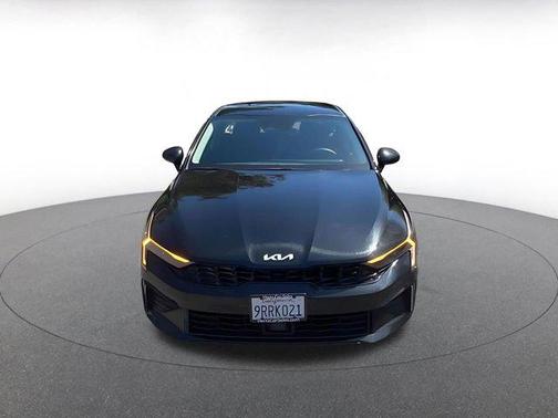 Aurora Black Pearl 2025 Kia K5 LXS