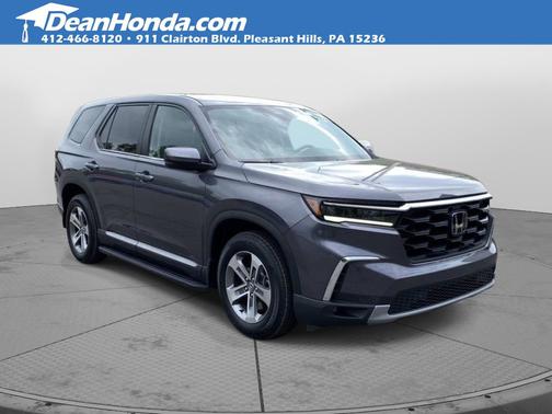 Modern Steel Metallic 2023 Honda Pilot