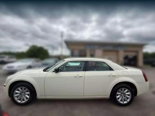 2008 Chrysler 300 LX