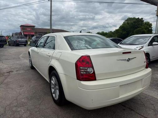 2008 Chrysler 300 LX