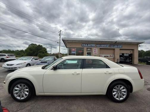 2008 Chrysler 300 LX