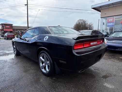 2013 Dodge Challenger SXT