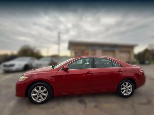 2011 Toyota Camry LE