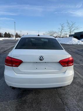 2013 Volkswagen Passat 2.5 SE
