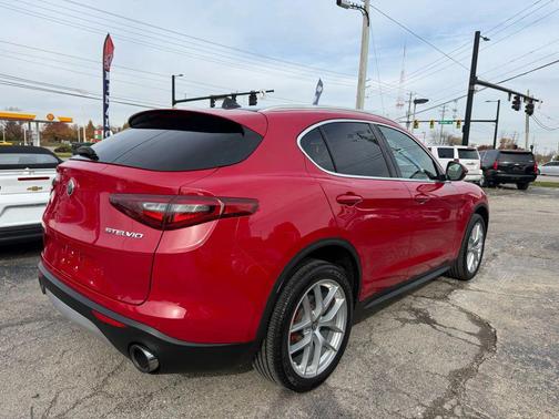 2018 Alfa Romeo Stelvio Ti Sport