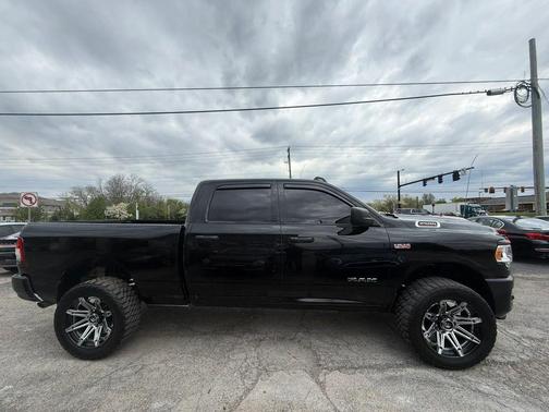 Black Clearcoat 2019 RAM 2500 Tradesman Crew Cab 4x4 6'4' Box