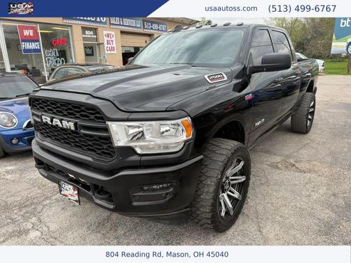 Black Clearcoat 2019 RAM 2500 Tradesman Crew Cab 4x4 6'4' Box
