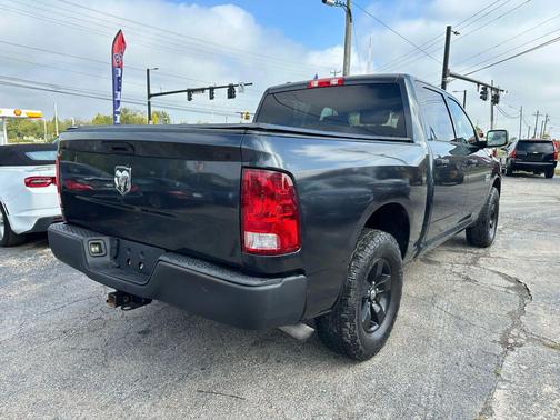2017 RAM 1500 Express