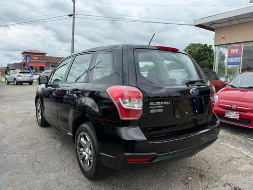 2015 Subaru Forester 2.5i