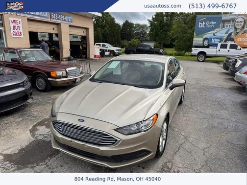 White Gold Metallic 2018 Ford Fusion SE