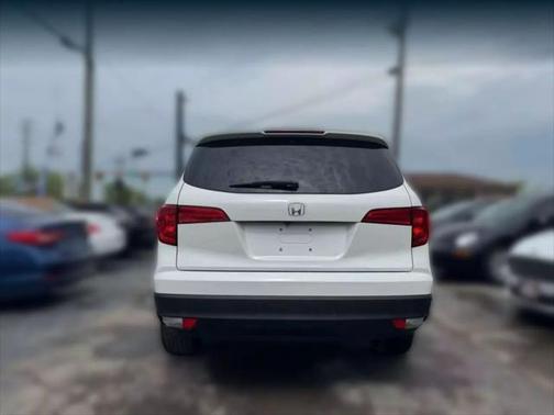 2018 Honda Pilot EX