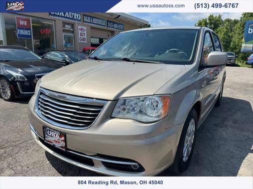 2014 Chrysler Town & Country Touring