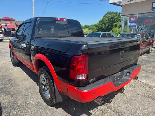 Brilliant Black Crystal Pearlcoat 2011 Dodge Ram 1500 Laramie Longhorn
