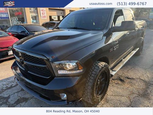 2017 RAM 1500 Night Crew Cab 4x4 6'4' Box
