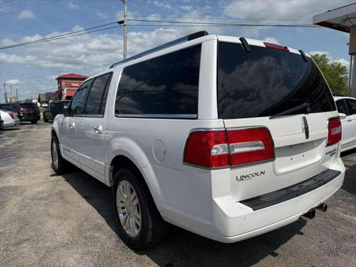 2013 Lincoln Navigator L