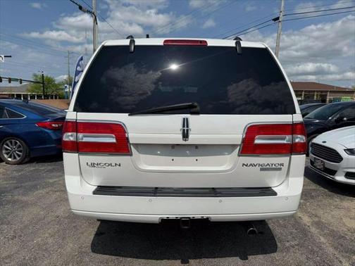2013 Lincoln Navigator L