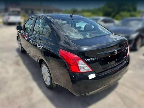 2012 Nissan Versa 1.6 S