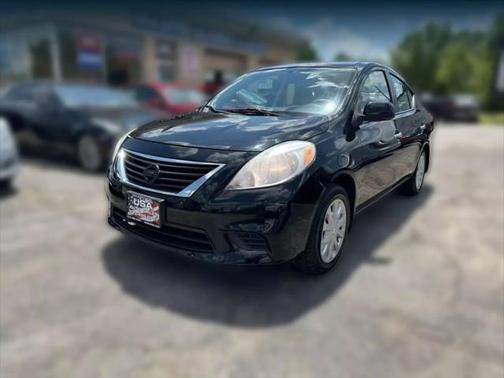 2012 Nissan Versa 1.6 S