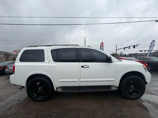 2008 Nissan Armada LE