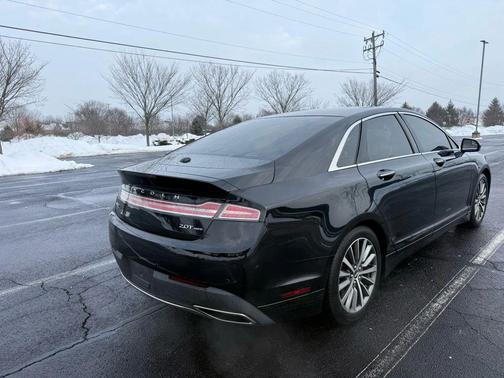 2018 Lincoln MKZ Premiere