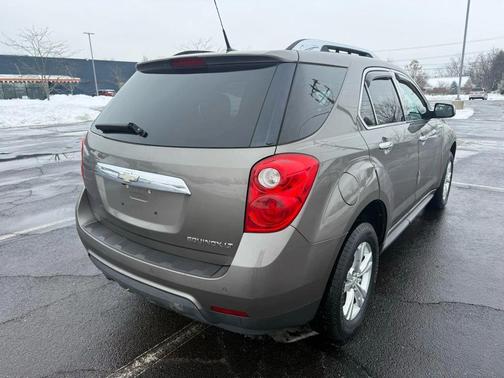 2011 Chevrolet Equinox 2LT