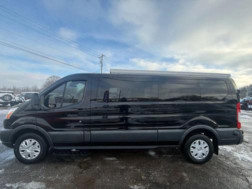 2017 Ford Transit-350 XLT