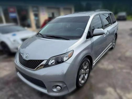2014 Toyota Sienna SE