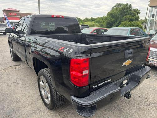Black 2018 Chevrolet Silverado 1500 2LT