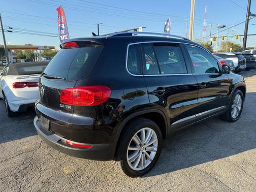 2012 Volkswagen Tiguan SE