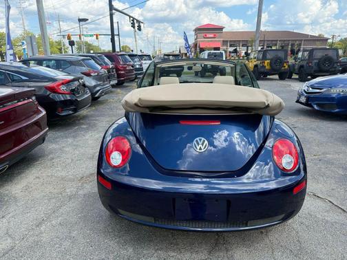 2006 Volkswagen New Beetle 2.5