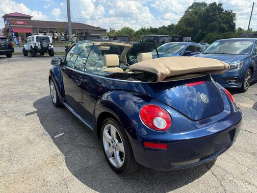 2006 Volkswagen New Beetle 2.5